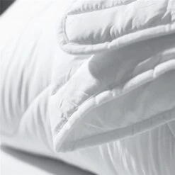 Byrklund - Dekbed All Season Madrid - 200x200 Cm - Anti Allergisch -Woninginrichting Winkel 1000018457 0103