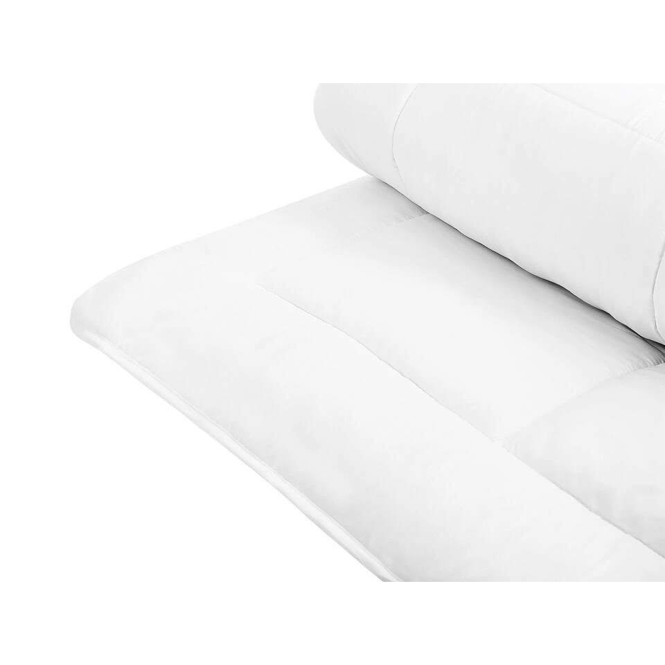 Beliani Dekbed KABRU - Wit Microvezels 1 Beliani Dekbed KABRU - Wit Microvezels