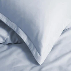 Cinderella Sundays - Dekbedovertrek - Satijn - 240x200/220 Cm - Soft Blue -Woninginrichting Winkel 1000059432 0102