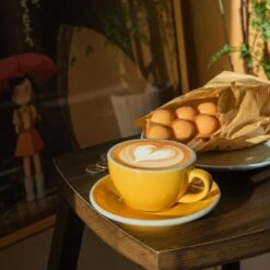 Egg Koffiekop Met Schotel - Set Van 2 - 150ml - Geel -Woninginrichting Winkel 1000093473 0102