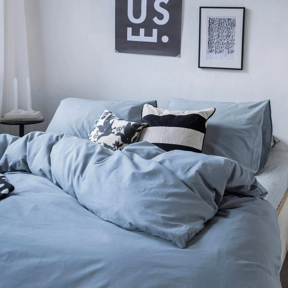 Dindi Home - Dekbedovertrek Plain Beauty - 260x220 Cm - Blauw 2 Dindi Home - Dekbedovertrek Plain Beauty - 260x220 Cm - Blauw - Afbeelding 2