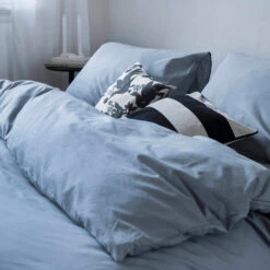 Dindi Home - Dekbedovertrek Plain Beauty - 260x220 Cm - Blauw 6 Dindi Home - Dekbedovertrek Plain Beauty - 260x220 Cm - Blauw -Woninginrichting Winkel 1000098633 0102