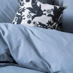 Dindi Home - Dekbedovertrek Plain Beauty - 260x220 Cm - Blauw 7 Dindi Home - Dekbedovertrek Plain Beauty - 260x220 Cm - Blauw -Woninginrichting Winkel 1000098633 0103